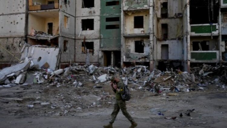 Kryebashkiaku i Mariupolit: Qyteti është në prag të një katastrofe epidemiologjike