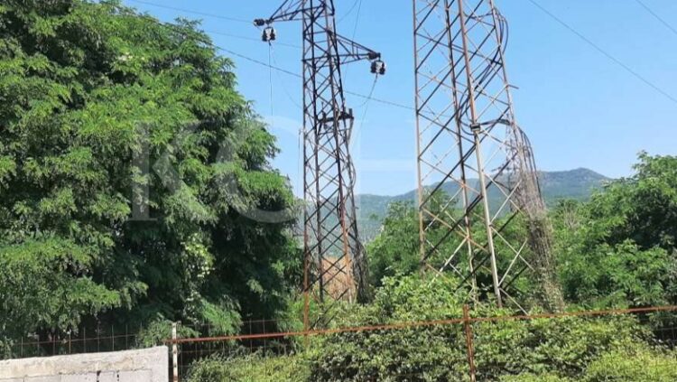 Shpërthim në veri të Kosovës, i vihet eksploziv transformatorit elektrik në Mitrovicë