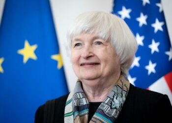 Rusia sanksionon 61 amerikanë të tjerë, mes tyre Sekretarja e Thesarit