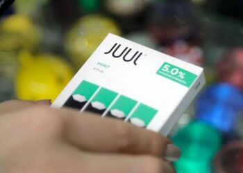 FDA urdhëron të tërhiqen nga tregu amerikan cigaret elektronike