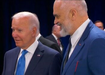 Shtrëngime duarsh dhe të buzëqeshur, Rama takon presidentin e SHBA-ve, Jeo Biden