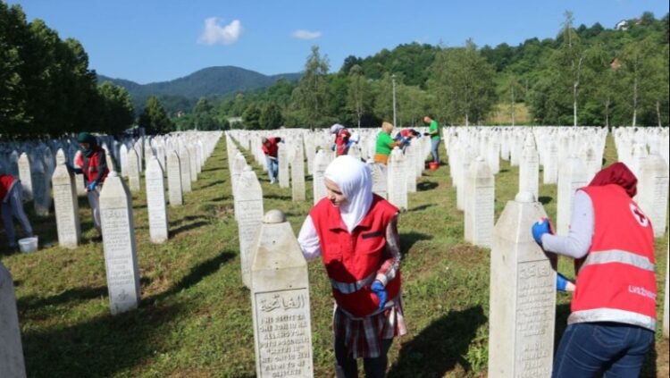 27 vjet nga gjenocidi i Srebrenicës, më i rëndi në Evropë që nga Lufta e Dytë Botërore