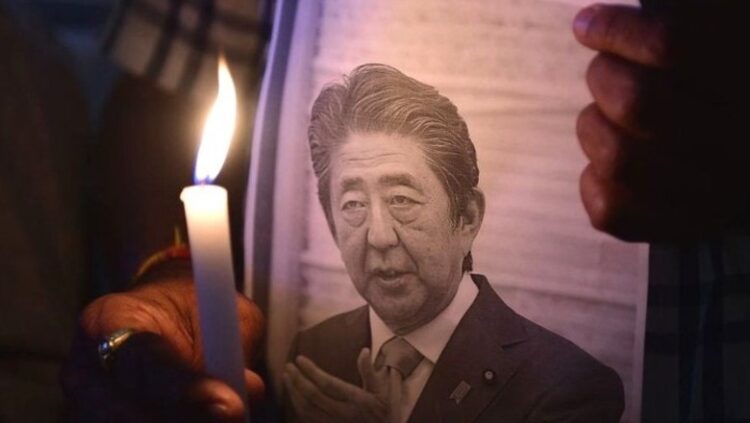 Japonia në zi, përcjell për në banesën e fundit ish-kryeministrin, Shinzo Abe
