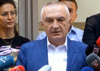 Meta me thirrje për referendum: Shpata e Demokleut mbi tradhtaret