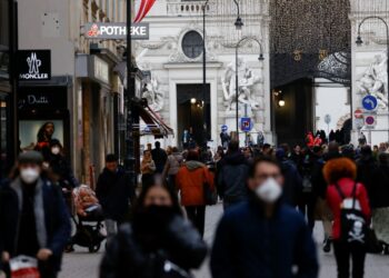 Rriten shtrimet në spitale në Europë, mjekët i frikësohen mutacionit të radhës të Covid