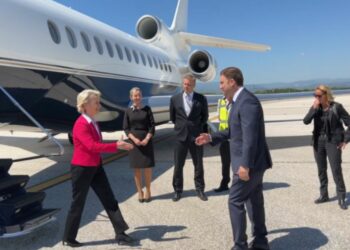 Von der Leyen mbërrin në Shkup: Maqedonia e Veriut, partner i besueshëm! U takon atyre të bëjnë hapin vendimtar