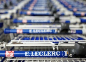 Raporti i FMN-së: Rritja ekonomike po ngadalësohet, prespektivë e zymtë për rikuperimin e saj