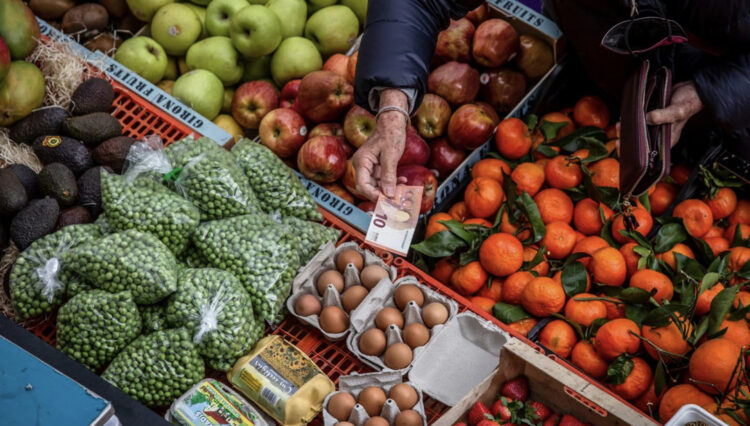 Barometri: Shqiptarët më të shqetësuarit në Rajon për çmimet, 92% i konsiderojnë të larta