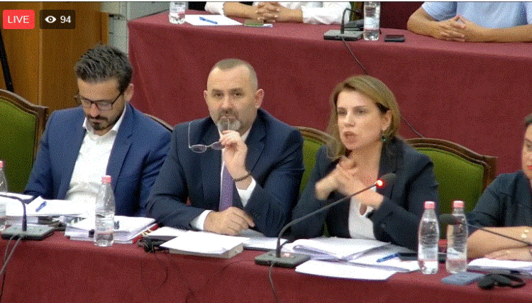 Seancë dëgjimore për hartën e re gjyqësore, Haxhia: Bëni më parë hartën territoriale!
