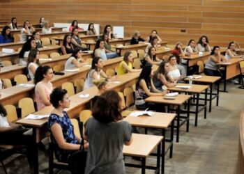 Hapen aplikimet për në universitet, maturantë afat deri në datën 3 gusht