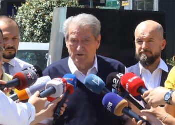 Berisha te familja e 7-vjeçares: E vrau xhelati skafist i qeverisë, imitoi ministrin e tij