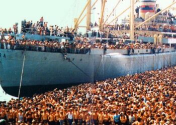 31 vite pas ‘udhëtimit të lirisë’, Meta kujton eksodin e 20 mijë shqiptarëve në bordin e anijes ‘Vlora’: Dramë e shpopullimit
