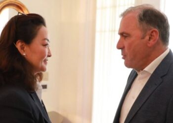 Sulmet ndaj SPAK, ambasadorja Yuri Kim takon Arben Krajën: SHBA do të mbështesë fort reformën në drejtësi