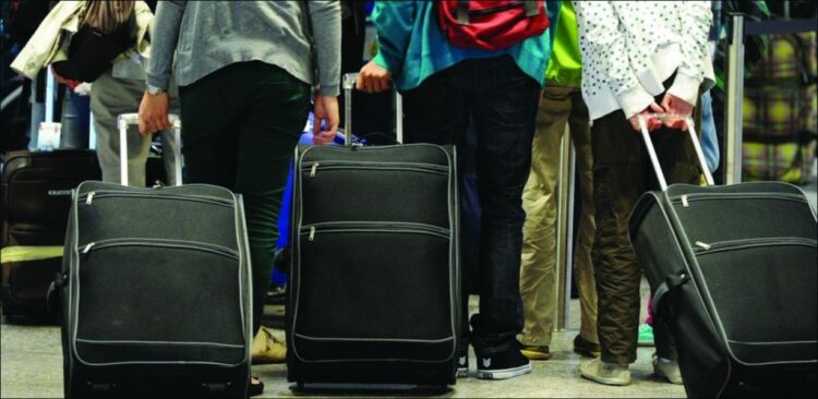 Dyfishohet numri i azilkërkuesve shqiptarë në vendet e BE-së, në 5 muaj 4810 persona lanë Shqipërinë