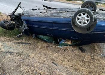 E rëndë në aksin Vlorë- Fier, aksidentohet familja, humb jetën 6-vjeçari, 3 të plagosur(FOTO)