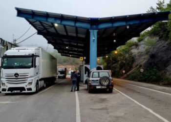 Nis zbatimi i marrëveshjes! Kosovë-Serbi pa dokumente në hyrje-dalje, qytetarët do udhëtojnë vetëm me ID-të e tyre