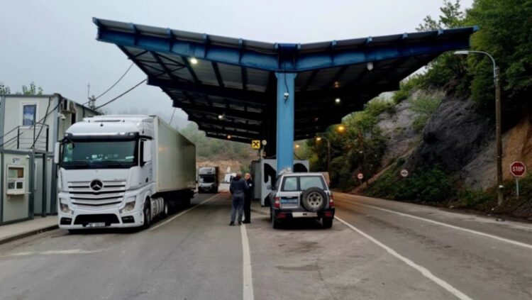 Nis zbatimi i marrëveshjes! Kosovë-Serbi pa dokumente në hyrje-dalje, qytetarët do udhëtojnë vetëm me ID-të e tyre