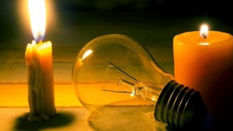 Burg 3 vjet kush ngroh dhomën më shumë se 19 gradë celcius, Zvicra ashpërson masat për energjinë elektrike