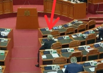 Berisha ‘kalon’ me Partinë Socialiste: Ja pse e bëra