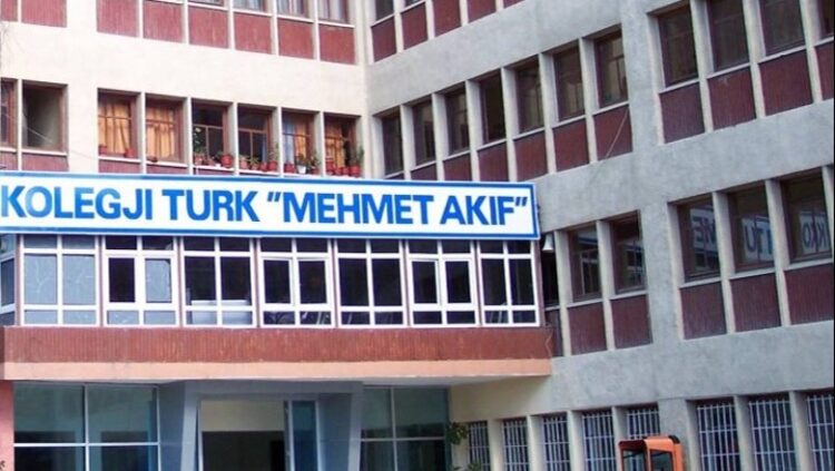 Mbyllja e kolegjit privat turk ‘Mehmet Akif’, reagon Ministria e Arsimit: Nuk plotësonte kriteret ligjore