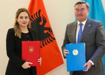 Nënshkruhet marrëveshje për heqjen e vizave mes Shqipërisë dhe Kazakistanit në New York