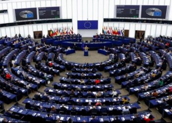 PE kusht Serbisë: Bisedimet për anëtarësim në BE vijojnë nëse vendosni sanksione ndaj Rusisë