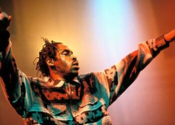 Vdes në moshën 59-vjeçare reperi amerikan i hitit të famshëm ‘Gangsta’s Paradise’