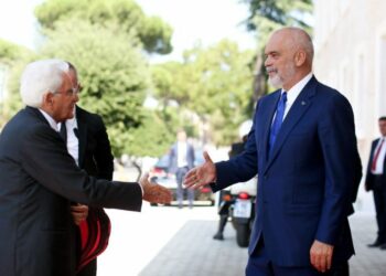 Rama takon presidentin e Italisë Sergio Mattarellën