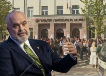 Protesta e pedagogëve/ Rama takim sot me rektorët e universiteteve publike dhe jopublike