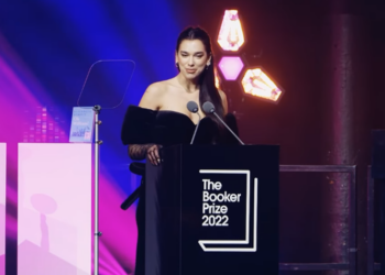 Dua Lipa flet për letërsinë dhe rëndësinë e veprës së Ismail Kadaresë në jetën e saj