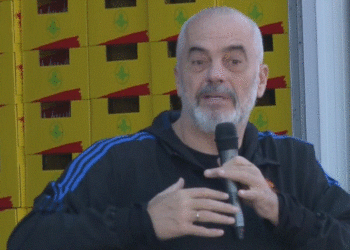 Rasti i Lear Kurtit, Rama: Këta duan të nxjerrin njerëzit në rrugë si me Rashën