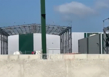 Rrjedhje gazi në një fabrikë në Porto Romano, evakuohen banorët, rrezik për shpërthim