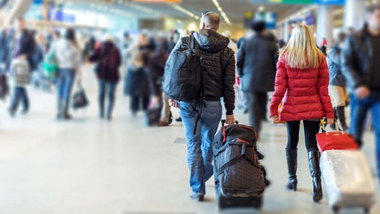BB: Vala e re e emigracionit e të rinjve, shqetësim për fuqinë punëtore