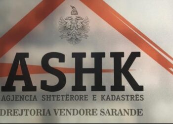 Merrnin 1-3 mijë euro për certifikata pronësie, SPAK dërgon për gjykim ish kreun e Kadastrës Sarandë, ish zyrtarin dhe 2 sekserët