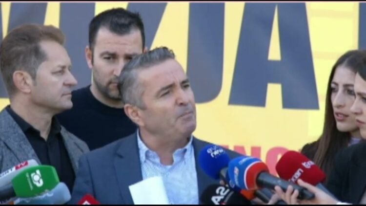 Pedagogët kthehen në auditore, Kovaçi: Në shkurt bojkotojmë provimet nëse nuk plotësohen kërkesat tona!