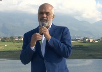 Largimi i të rinjve, Rama: Trend i vjetër, se ka fajin politika, nuk mbyllte dot askush derën që ti mbajnë këtu shqiptarët