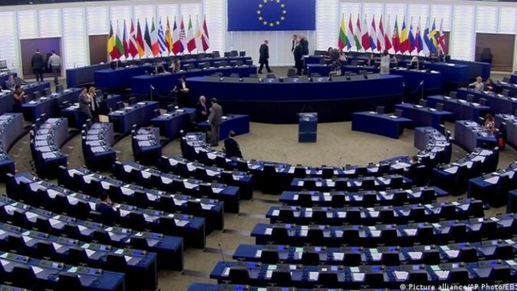 PE paraqet rekomandimet në lidhje me strategjinë për zgjerim: Ligji për kandidatët të jetë i ngjashëm me BE! Rezerva për Serbinë