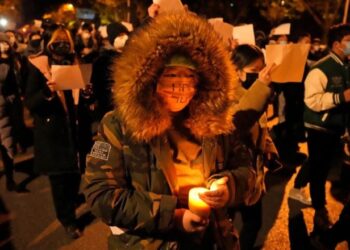 Kina përfshihet nga protestat, kërkohet dorëheqja e presidentit dhe e partisë Komuniste