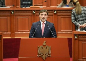 Porti i Durrësit/ Alibeaj: Alabbar do investojë 160 mld euro, ku do i gjejmë 1.9 mld eurot e tjera? Do vijnë nga paraja e krimit