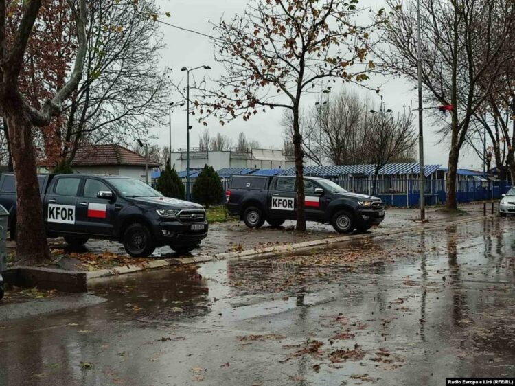 Serbia nuk tërhiqet, kërkesë NATO-s: Më 15 dhjetor të fusim ushtrinë në Kosovë!