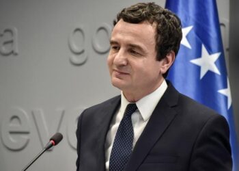 Heqja e barrikadave në veri, Kurti: Ata që i vendosën u lodhën dhe po i heqin