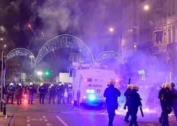 Humbja e Marokut ndaj Francës/ Kaos dhe trazira në Paris, humb jetën një 14-vjeçar
