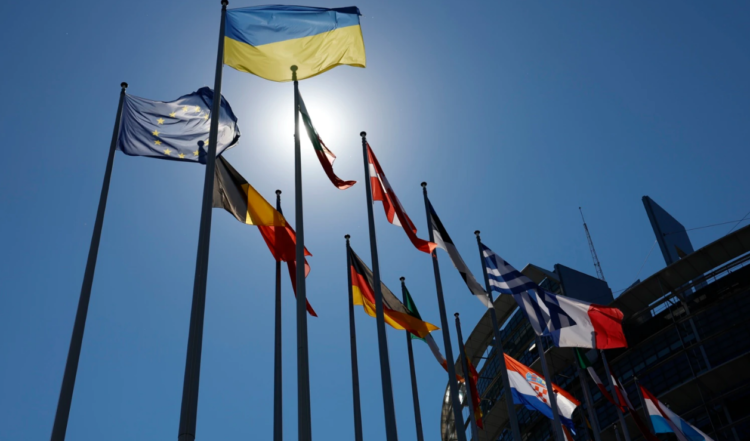 G-7 zotohet të rindërtojë Ukrainën nga shkatërrimi i luftës