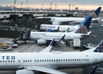 Bllokadë ajrore në SHBA! Anulohen fluturime, Shtëpia e Bardhë: Nuk ka prova se është një sulm kibernetik