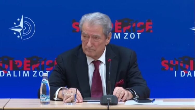 Berisha mbledh deputetët e Rithemelimit: Rama i përfshirë në një aferë të zezë, përdori mjete të paligjshme për të korruptuar zyrtarin e FBI-së