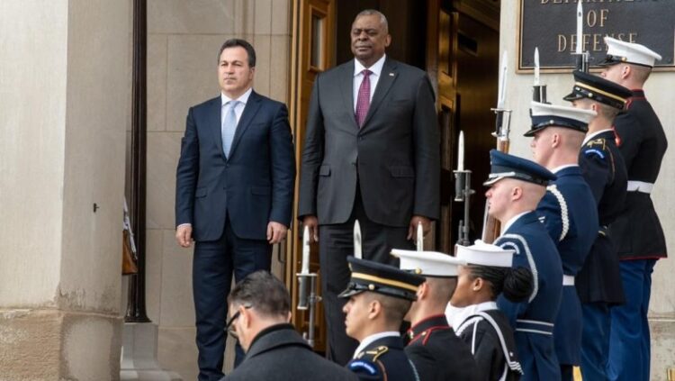 Peleshi vizitë në SHBA, pritet në Pentagon nga sekretari amerikan i mbrojtjes: Fokus, sulmet kibernetike