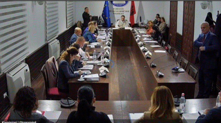 komisioni i ekonomise